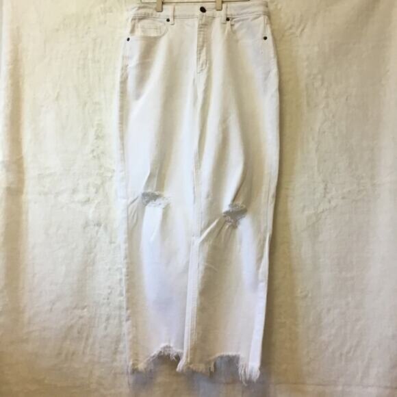 Loft White Curvy High Waist Straight Jeans - Picture 3 of 11